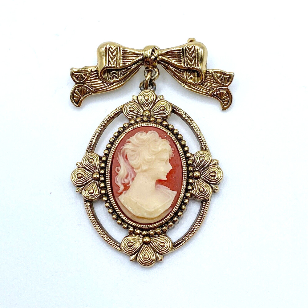 Vintage Dangle Drop Cameo Brooch Pin Gold Tone Resin Ornate Victorian Revival